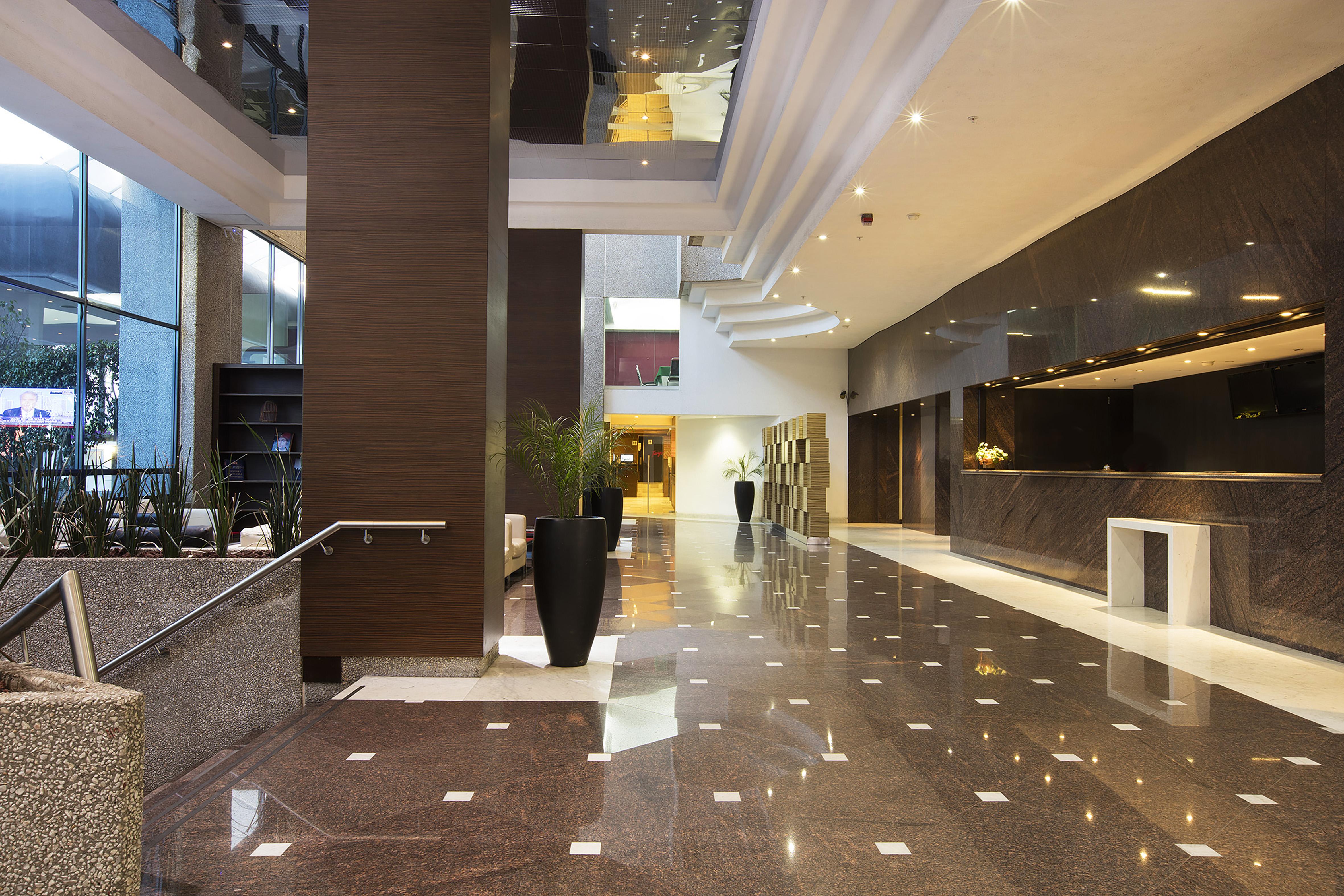 Hotel Krystal Urban Aeropuerto Ciudad De Mexico Exterior foto